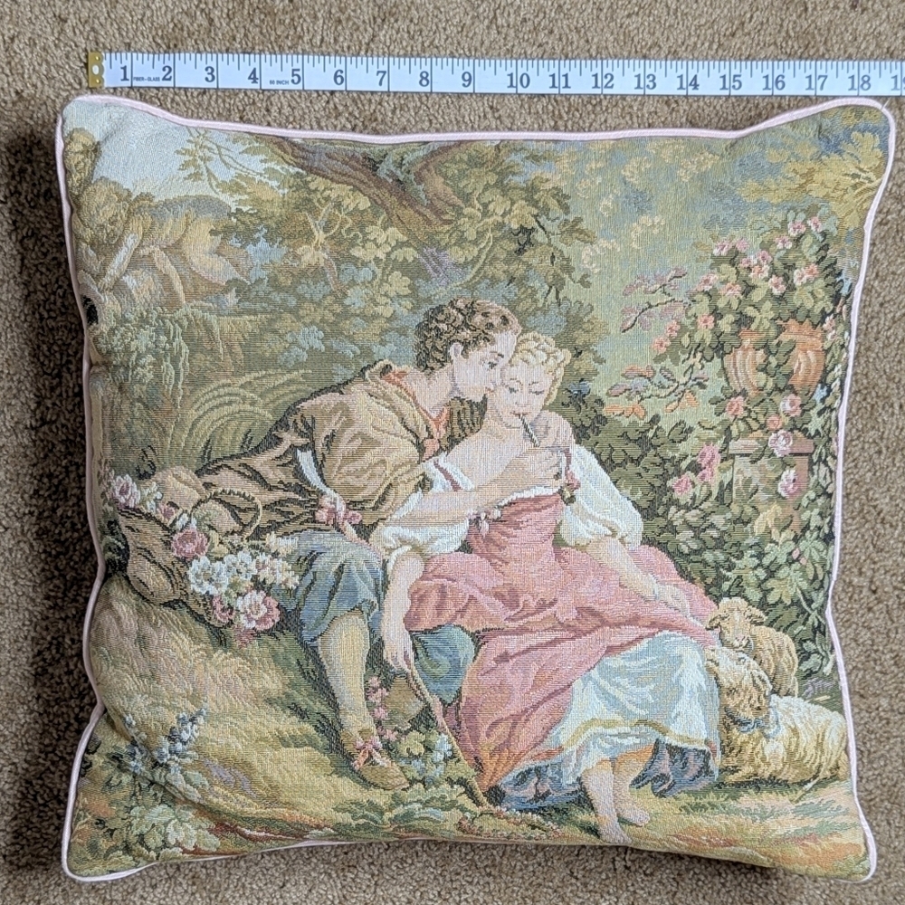Vintage French Country Tapestry Medieval Victorian Throw Cushion Accent Pillow - Picture 4 of 4